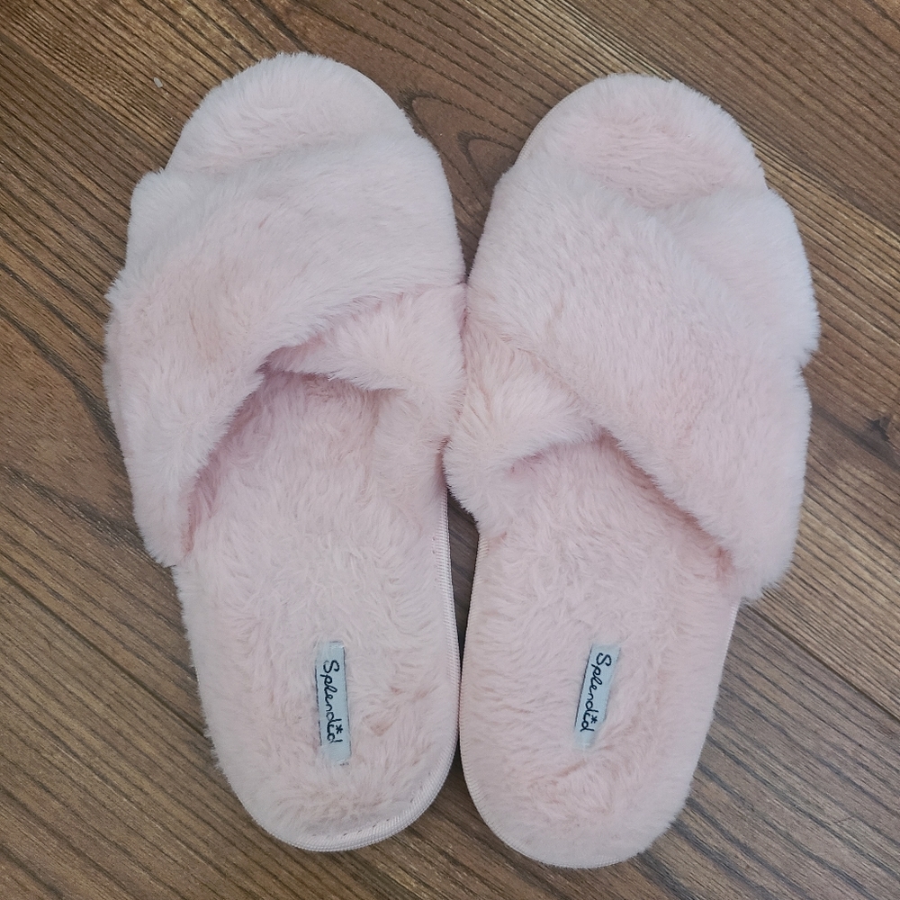 Women's slippers